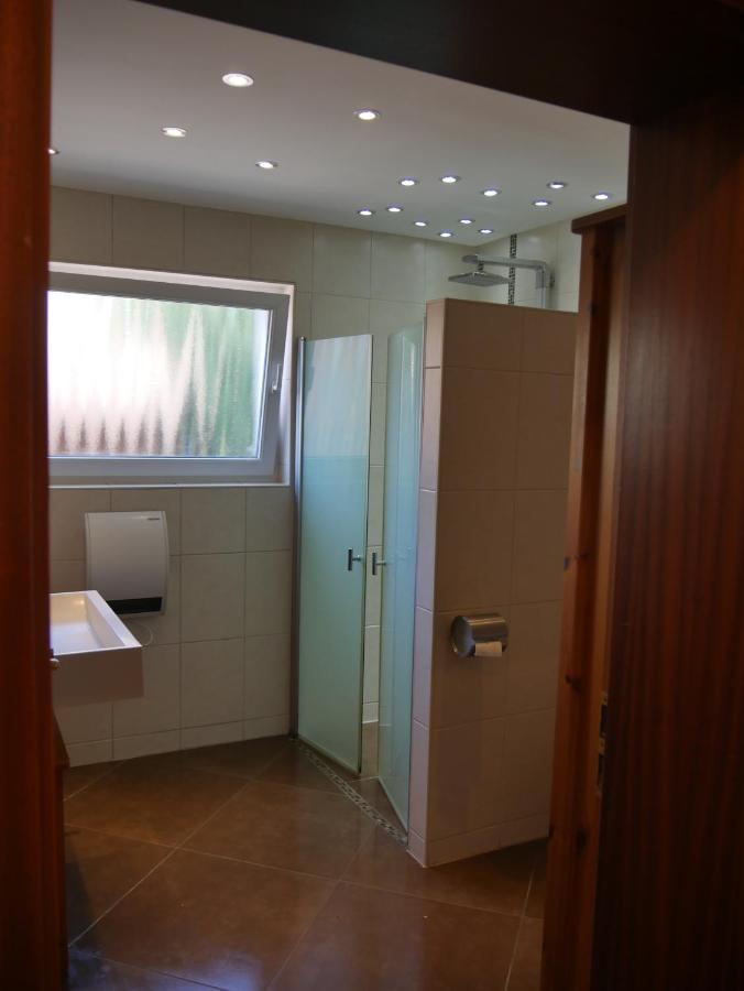Ferienhaus Baarsen 30 บัดเพอร์ทอนท์ ภายนอก รูปภาพ